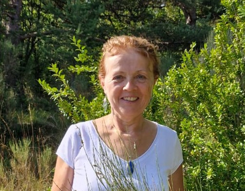 Nadine Noirfalise, guide certifiée Shinrin-Yoku et coach en prévention du stress Nadine Noirfalise, guide Shinrin-Yoku et coach